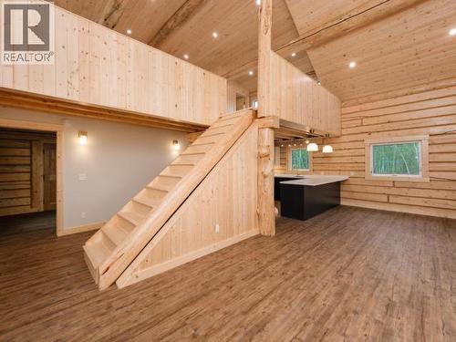 400 Ursa Way, Whitehorse North, YT - Indoor Photo Showing Other Room