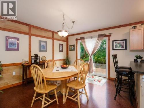 400 Ursa Way, Whitehorse North, YT - Indoor Photo Showing Dining Room