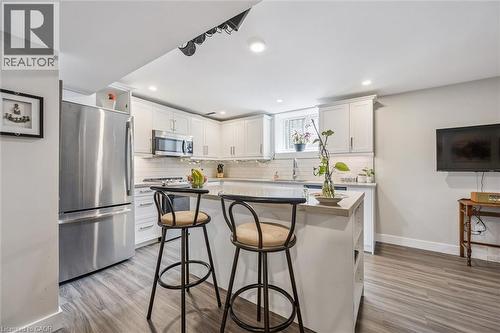 662 Burnett Avenue, Cambridge, ON 