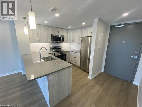 3998 VICTORIA Avenue Unit# 303 , Vineland, Ontario L0R 2C0 2