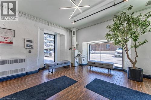 19 Guelph Avenue Unit# 201, Cambridge, ON 