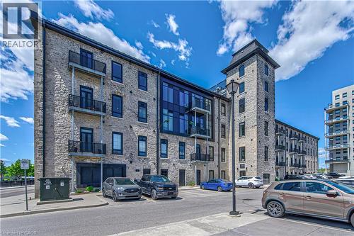 19 Guelph Avenue Unit# 201, Cambridge, ON 