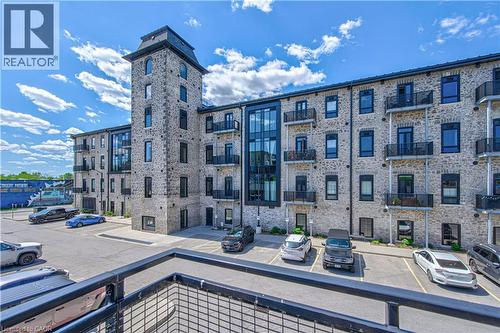19 Guelph Avenue Unit# 201, Cambridge, ON 