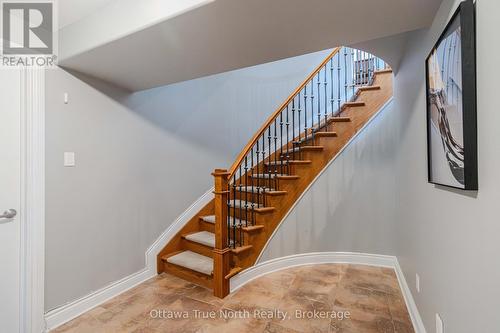 507 Kochar Drive, Ottawa, ON 