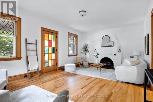 54 Glendale Avenue, Ottawa, ON 