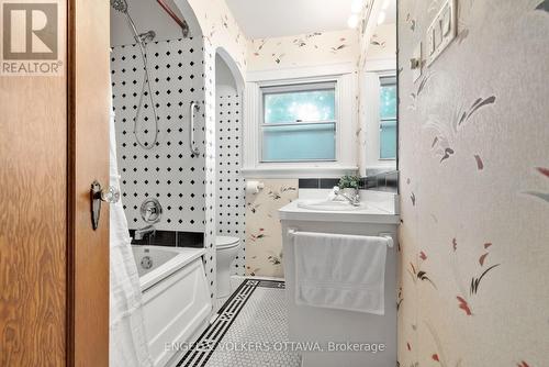 54 Glendale Avenue, Ottawa, ON 