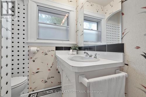 54 Glendale Avenue, Ottawa, ON 