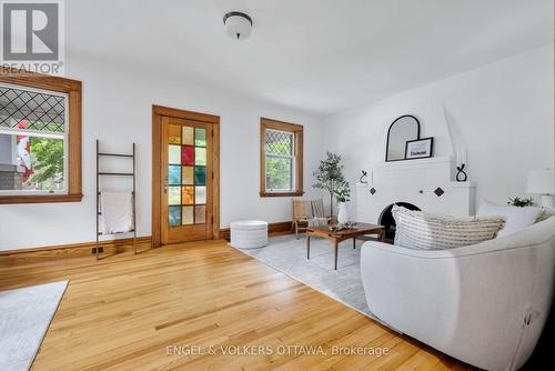 54 Glendale Avenue, Ottawa, ON 