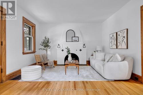 54 Glendale Avenue, Ottawa, ON 