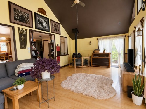 Living Room - 997 Ch. Baie-Mcadam, Laniel, QC 
