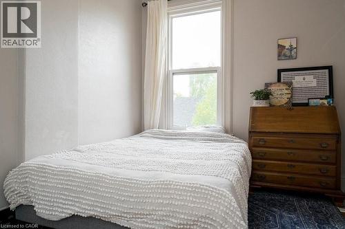 146 Forest Avenue, Hamilton, ON 
