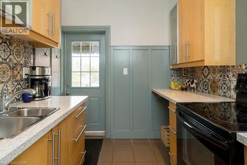 146 Forest Avenue, Hamilton, ON 