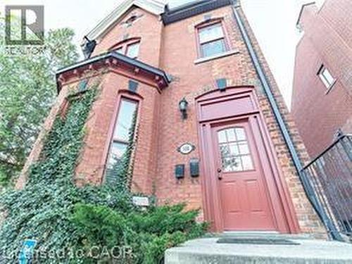 146 Forest Avenue, Hamilton, ON 