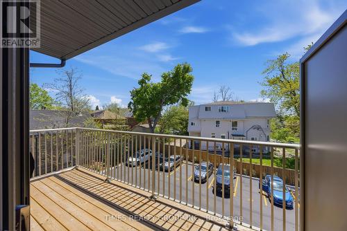 202 - 369 HUNTER STREET W , Peterborough, Ontario K9H 2M5 5