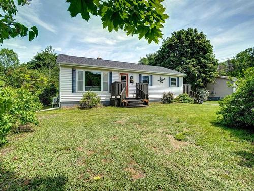 55 Orchard Drive, New Minas, NS - Outdoor