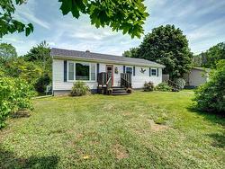 55 Orchard Drive New Minas, NS B4N 3L6