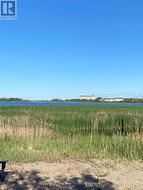Waterfront Community - grounds & amenities - 