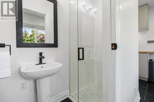 1648 Crediton Parkway, Mississauga, ON 