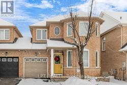 3040 BENTLEY DRIVE  Mississauga, ON L5M 6W2