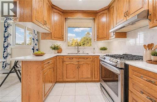543 Glen Forrest Boulevard, Waterloo, ON - Indoor Photo Showing Kitchen With Double Sink