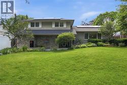 1321 FAIRWAY Court  Burlington, ON L7P 1M5