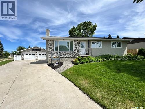 1430 Sibbald Crescent, Prince Albert, SK 