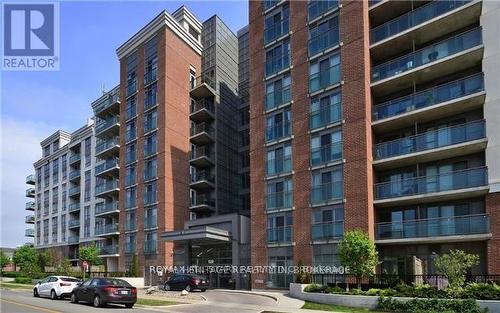 424 - 120 Dallimore Circle, Toronto, ON 