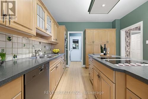 27 - 540 Quail Ridge Drive, Aurora, ON 