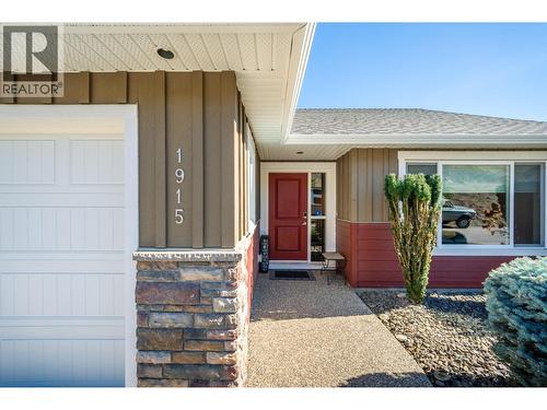 1915 Rosealee Lane  West Kelowna, BC V1Z 4C7