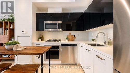 421 - 39 Brant Street, Toronto, ON 