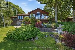 207 HALL DRIVE Trent Lakes, ON K0L 1J0