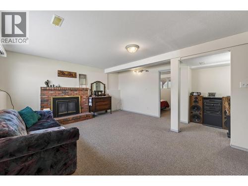 1106 Maclean Crescent, Cache Creek, BC - Indoor With Fireplace