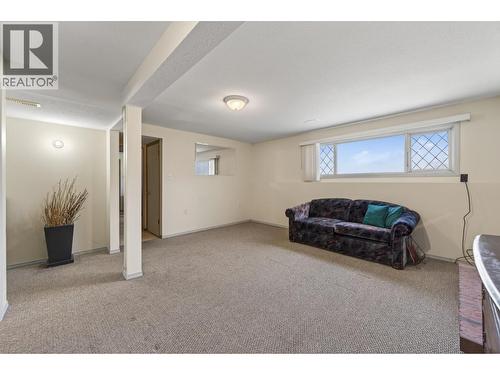 1106 Maclean Crescent, Cache Creek, BC - Indoor