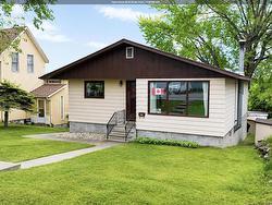 913 Park Street Kenora, ON P9N 1B8