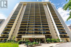 409 - 820 BURNHAMTHORPE ROAD  Toronto (Markland Wood), ON M9C 4W2