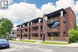 41 ALBERT STREET  Hamilton, ON L8M 2Y1