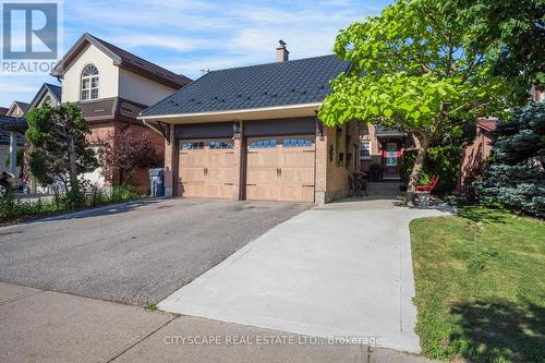 301 Kingsbridge Garden, Mississauga, ON 