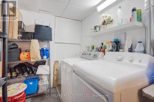301 Kingsbridge Garden, Mississauga, ON 