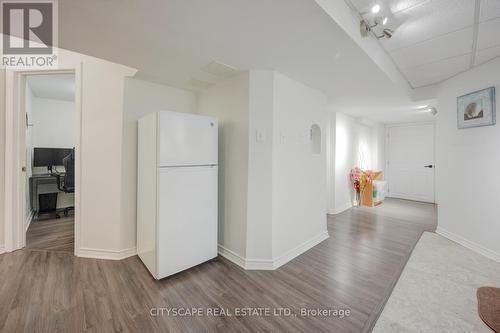 301 Kingsbridge Garden, Mississauga, ON 