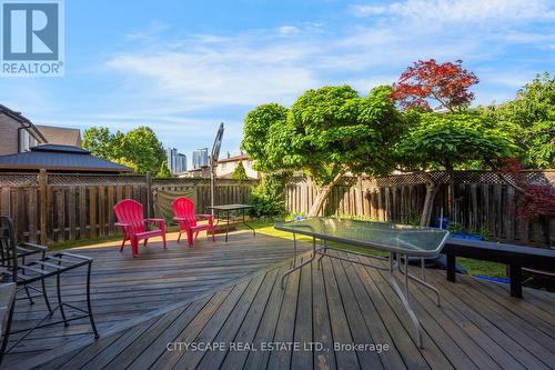 301 Kingsbridge Garden, Mississauga, ON 