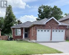59 SYDENHAM WELLS CRESCENT Barrie, ON L4M 6R4