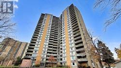 713 - 10 MARTHA EATON WAY Toronto, ON M6M 5B3