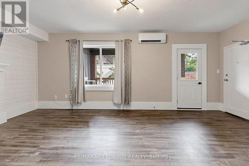 2 - 41 ALBERT STREET , Hamilton, Ontario L8M 2Y1 5