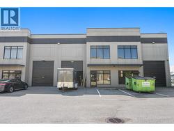8 2075 BRIGANTINE DRIVE  Coquitlam, BC V3K 7B8