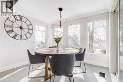 Dining area - 