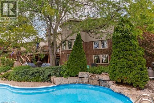 1320 Monmouth Drive, Burlington, ON 
