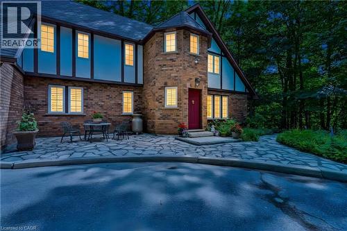 110 Grand Ridge Drive, Cambridge, ON 