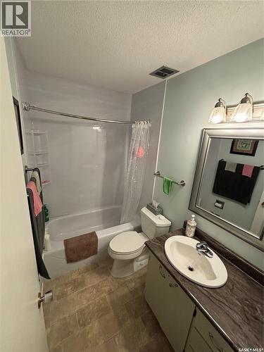 13 26 Shaw Street, Regina, SK 