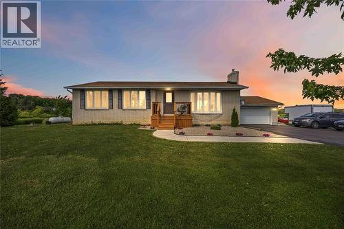 2380 Plank ROAD  Petrolia, ON N0N 1R0