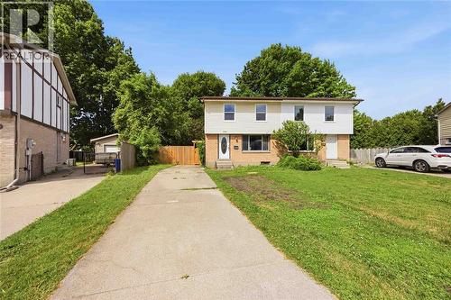 1239 NOTTINGHAM DRIVE  Sarnia, ON N7S 5B1